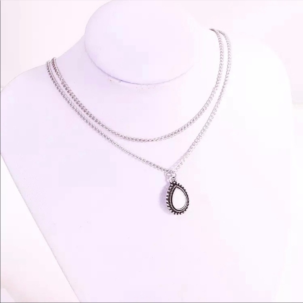 Moonstone Beautiful Layered Necklace - Picture 5 of 6